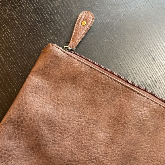Free People vegan leather pouch - Picture 2 of 5